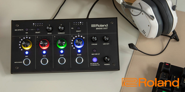 Roland présente la double table de mixage pour gaming  BRIDGE CAST